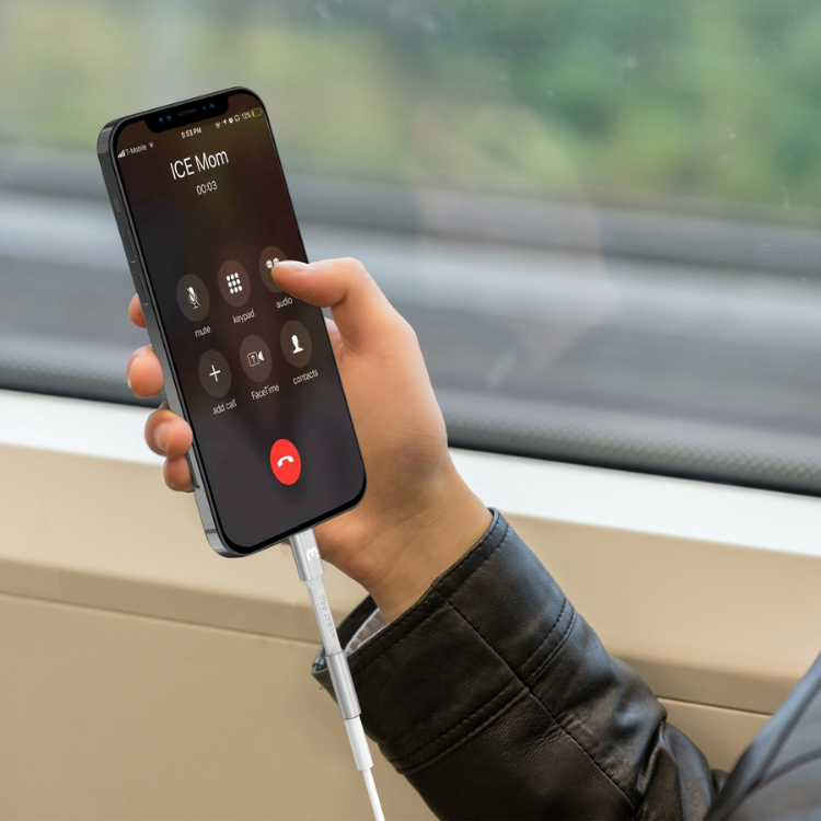 MyBat Pro MFi Adaptateur Lightning vers jack 3.5mm